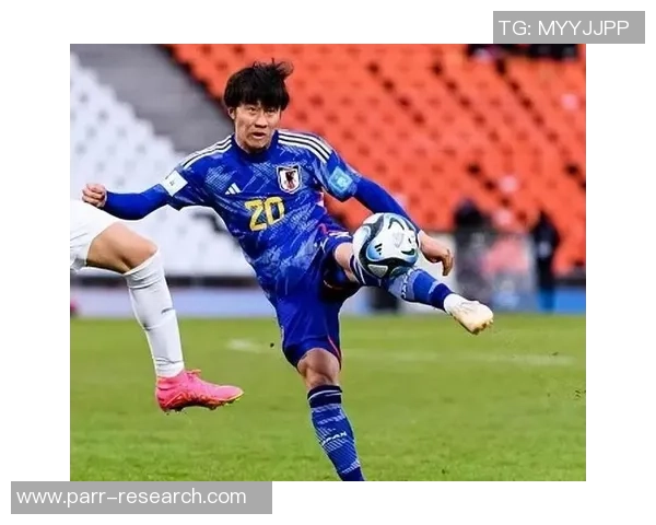 杭州羽毛球队在世界杯预选赛中以69分稳居积分榜首位展现强劲实力